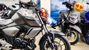 कम कीमत में स्टाइलिश और दमदार बाइक! Yamaha FZS V4 ने मार्केट में मचाया धमाल